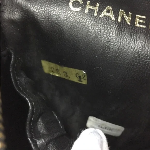 AUTH Black Chanel CC Leather Grained Calfskin Vanity Bag - Picture 11 of 14